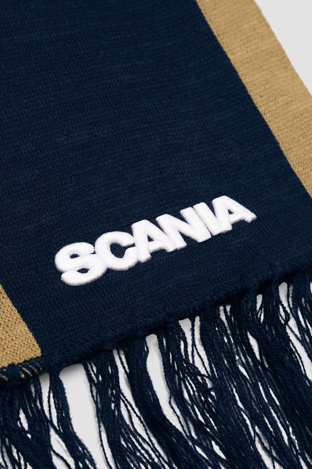 Вязаные шарфы<br>Scania