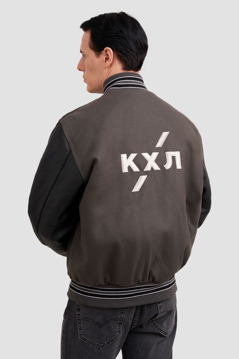 Куртки бомберы<br>КХЛ