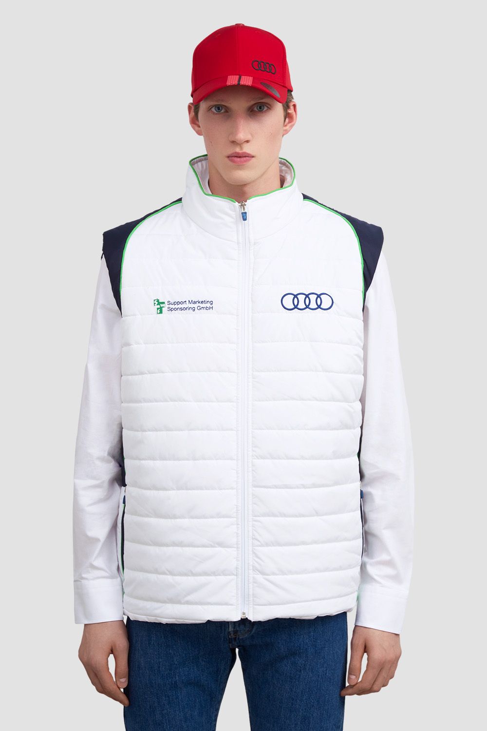 Жилеты<br>Audi