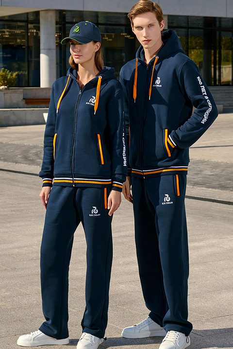 спортивные костюмы