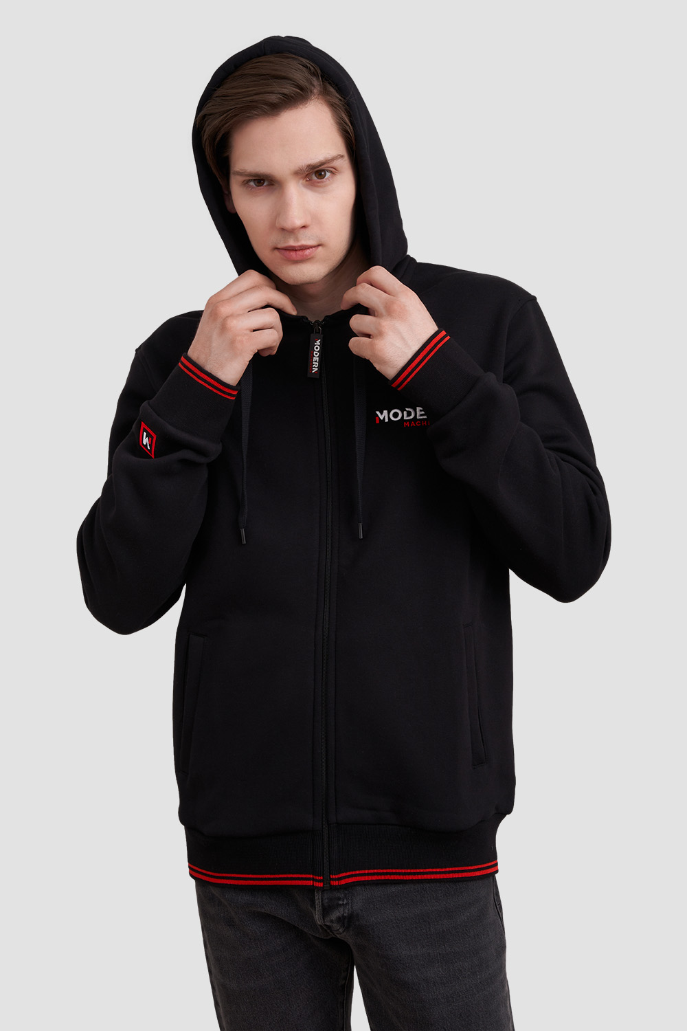 Толстовки<br>Modern Machinery черные