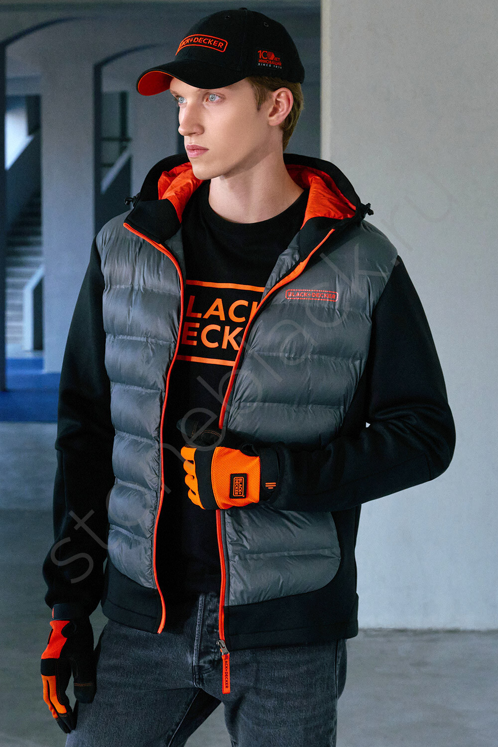 Куртки Black+Decker