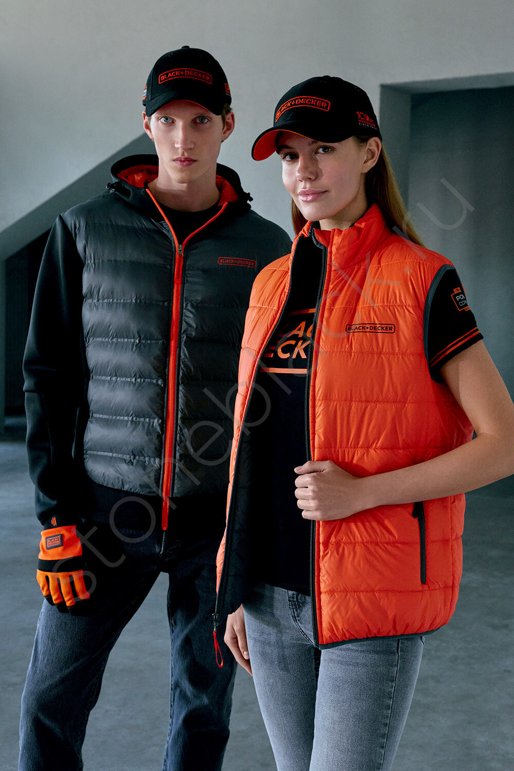 Жилеты двусторонние Black+Decker женские