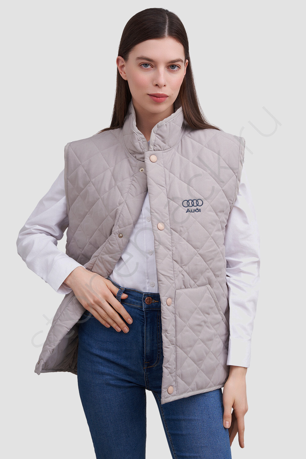 Жилеты стеганые Audi