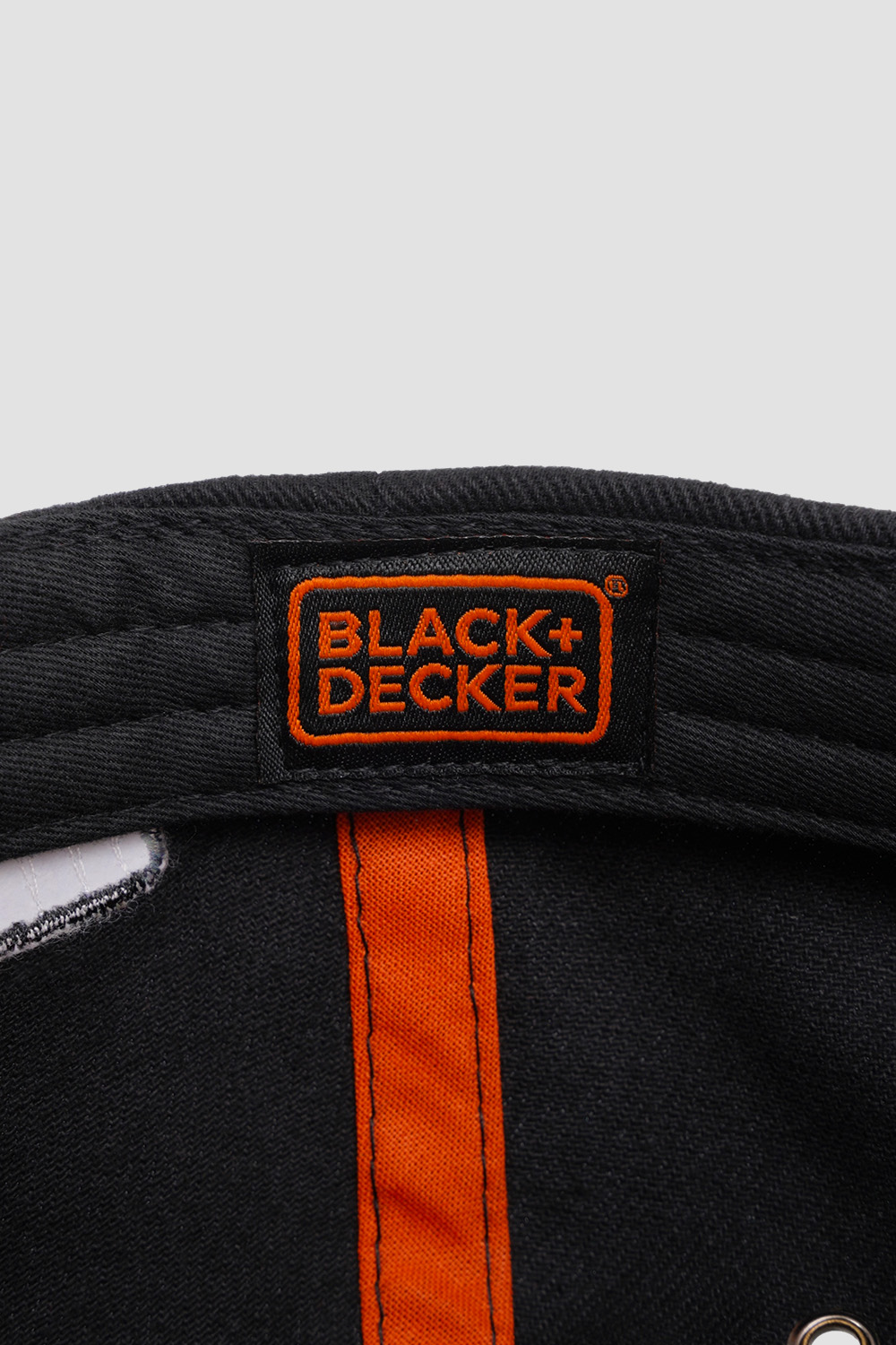 Бейсболки <br> Black+Decker