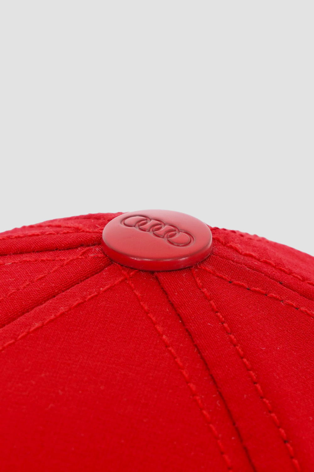 Бейсболки<br>AUDI